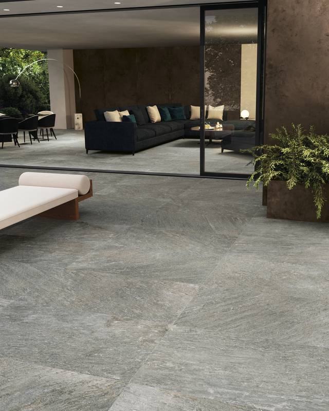 Menhir Grey